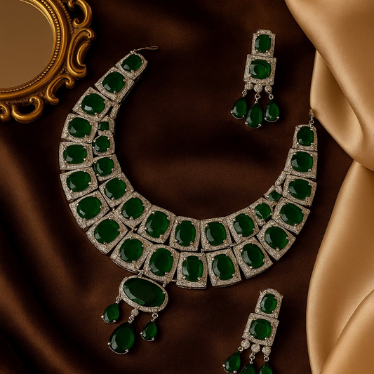 Emerald Dynasty Choker Set