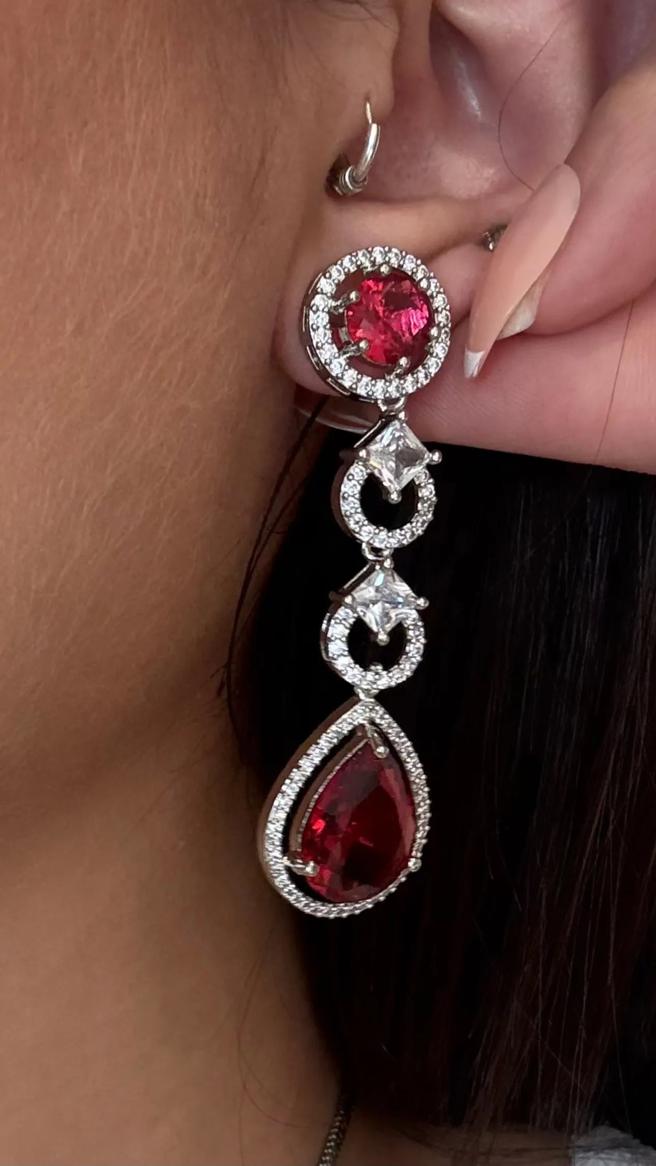 Rouge Cascade Diamond Necklace Set