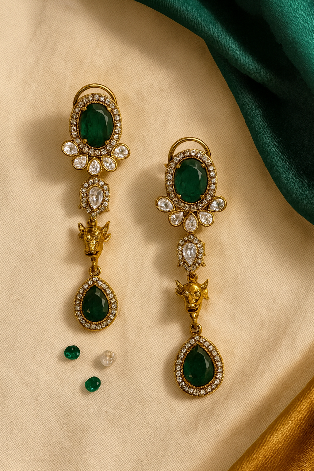 Emerald Nandi Heritage Necklace & Earrings Set