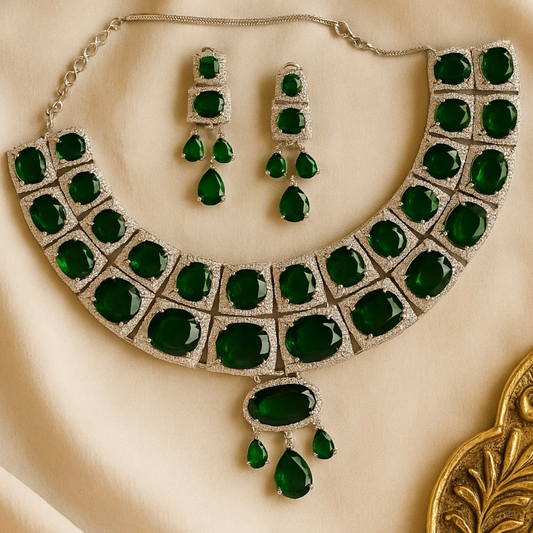 Emerald Dynasty Choker Set