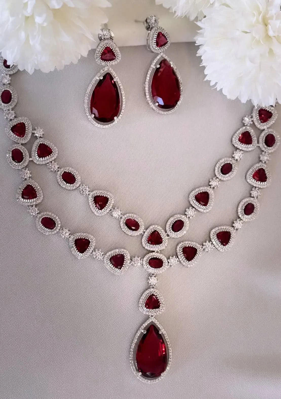 Crimson Glaze Diamond Necklace Set