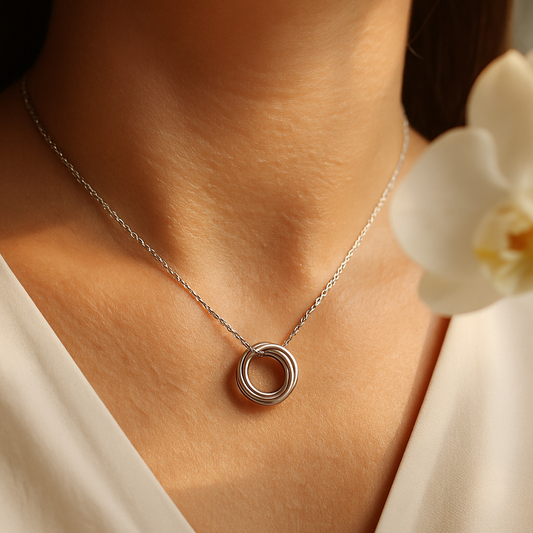 Silver Interlocking Rings Pendant Necklace