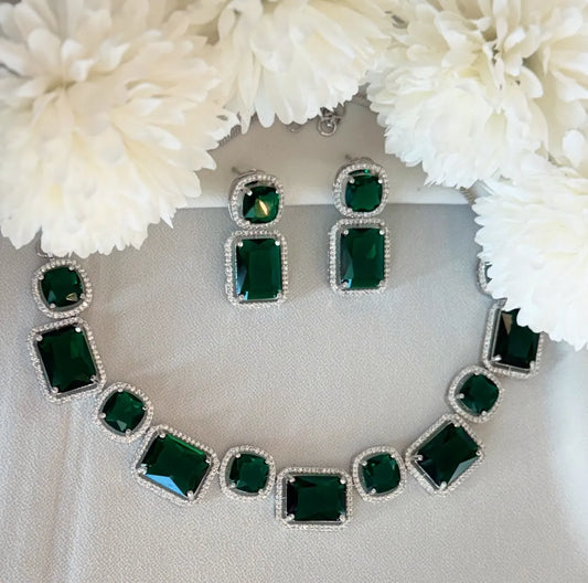 Imperial Emerald Diamond Necklace Set