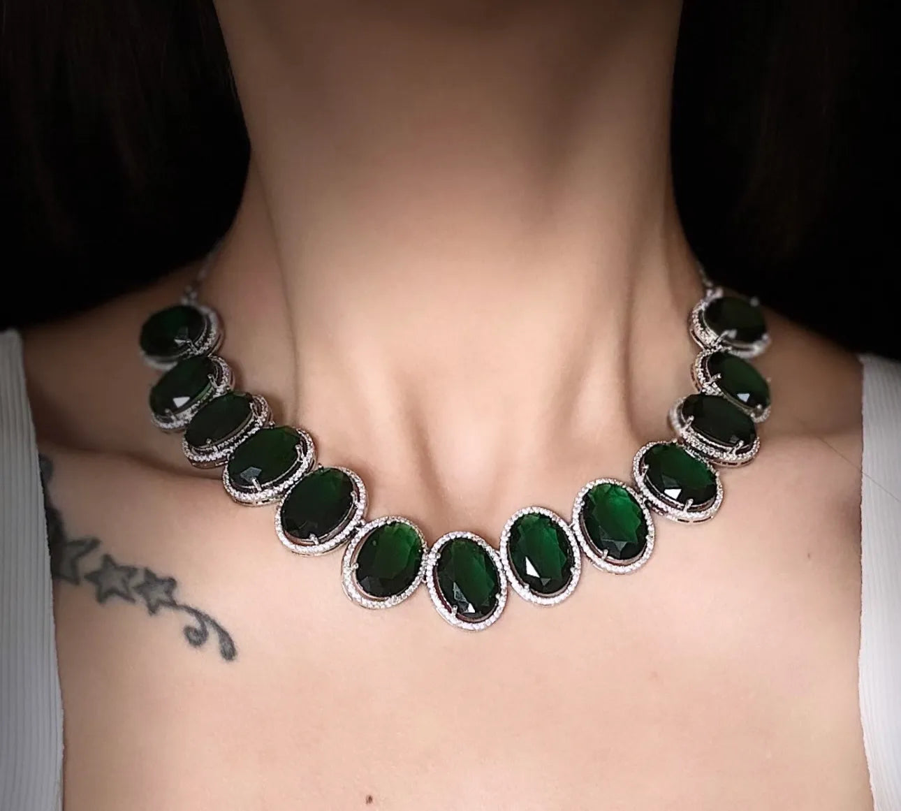 Emerald Aura Luxe Necklace Set