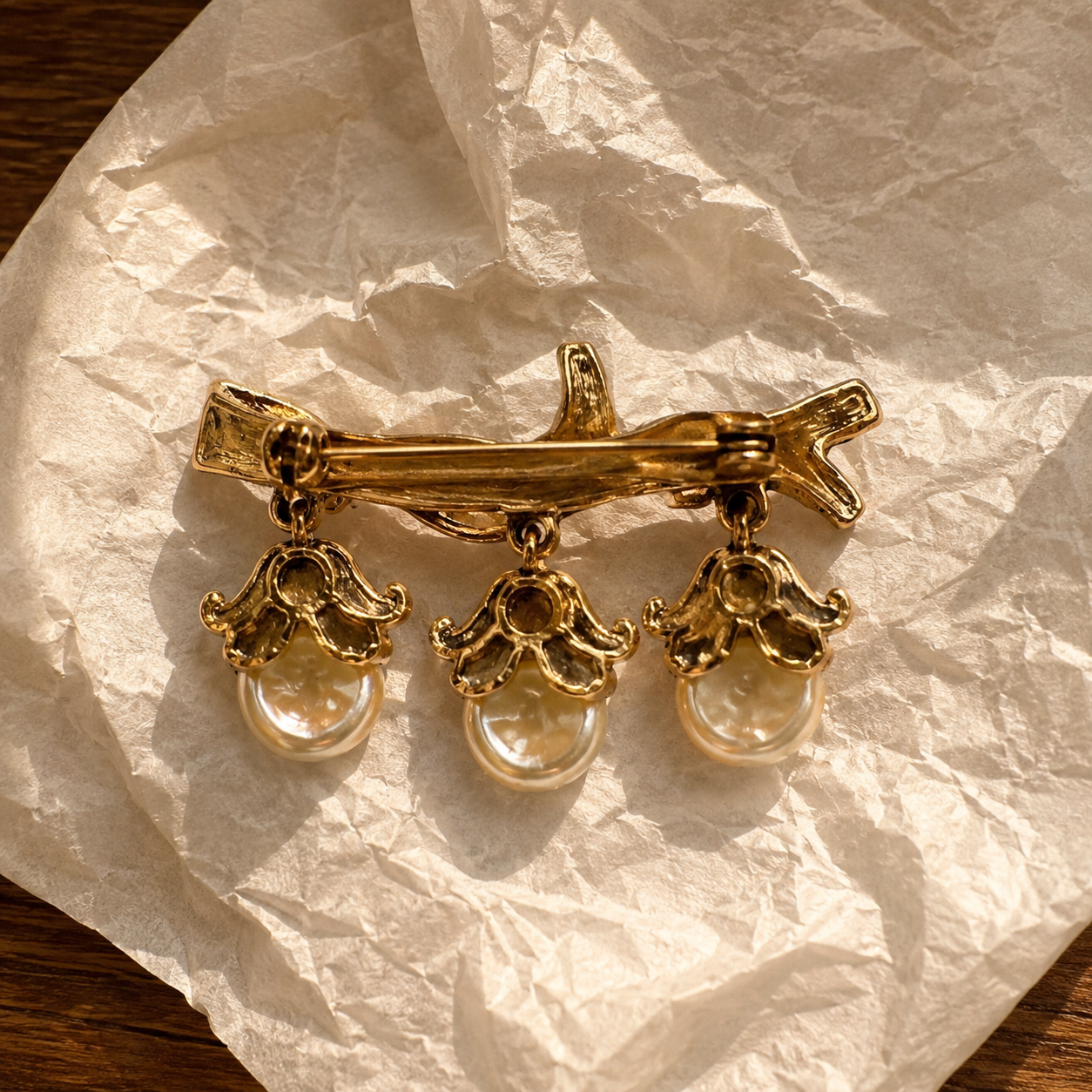 Elysian Pearl Vine Brooch