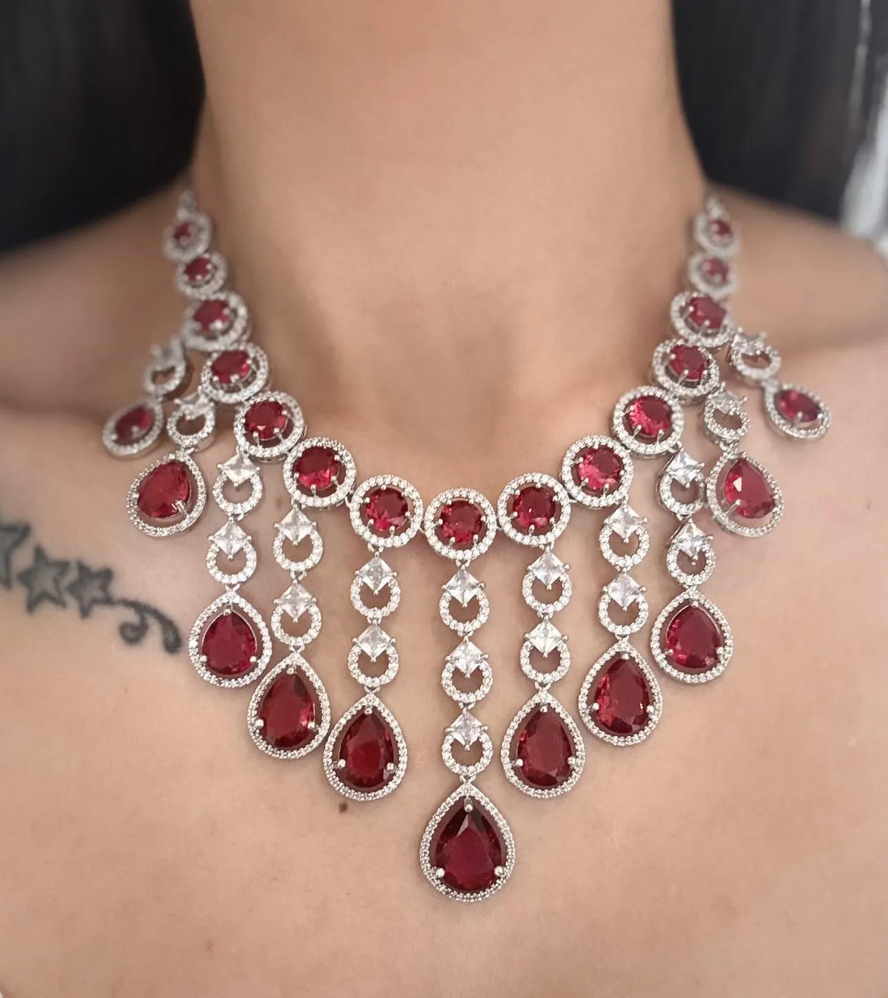 Rouge Cascade Diamond Necklace Set
