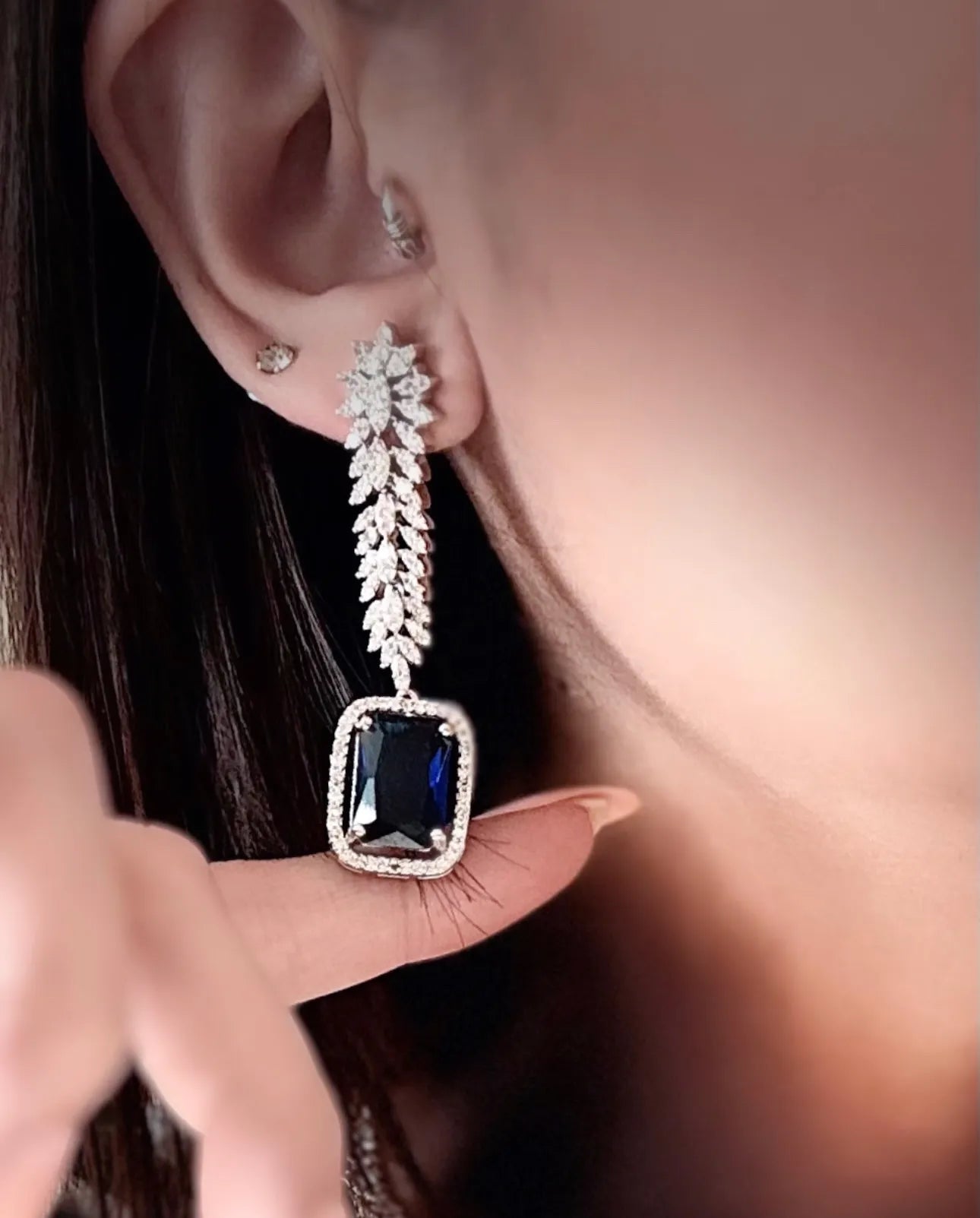 Midnight Sapphire Diamond Necklace Set