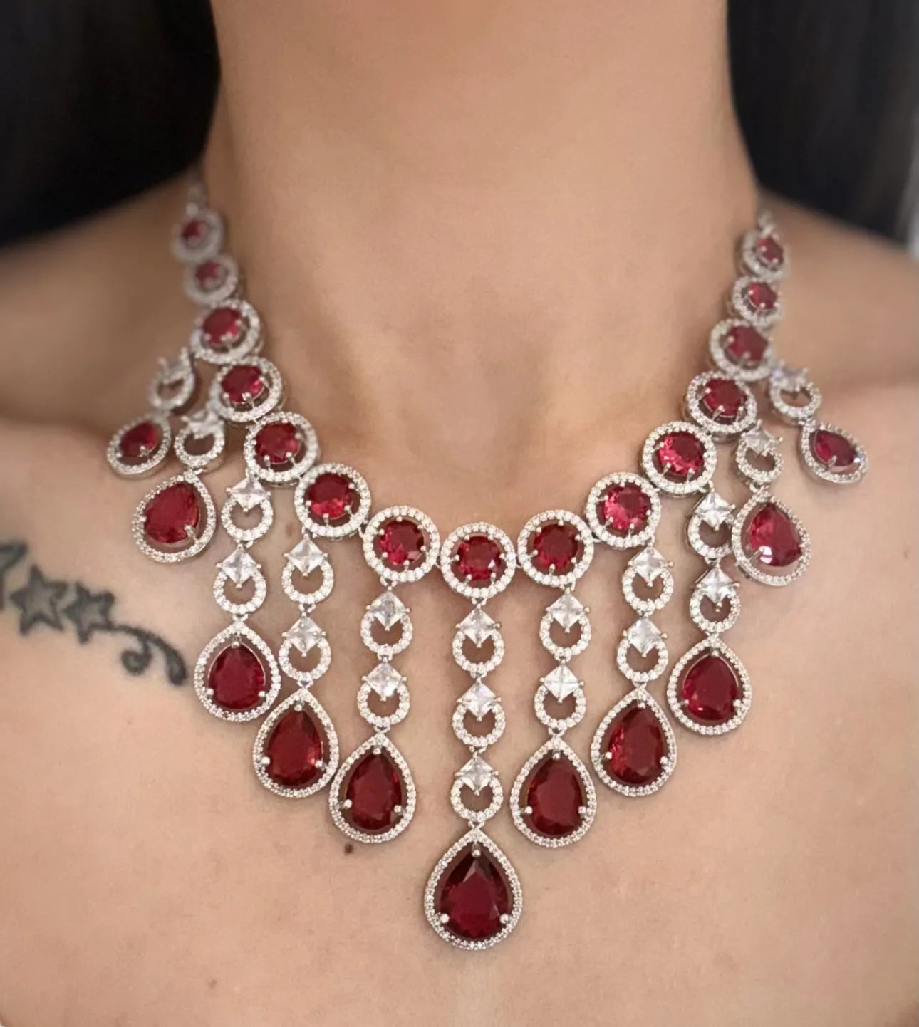 Rouge Cascade Diamond Necklace Set
