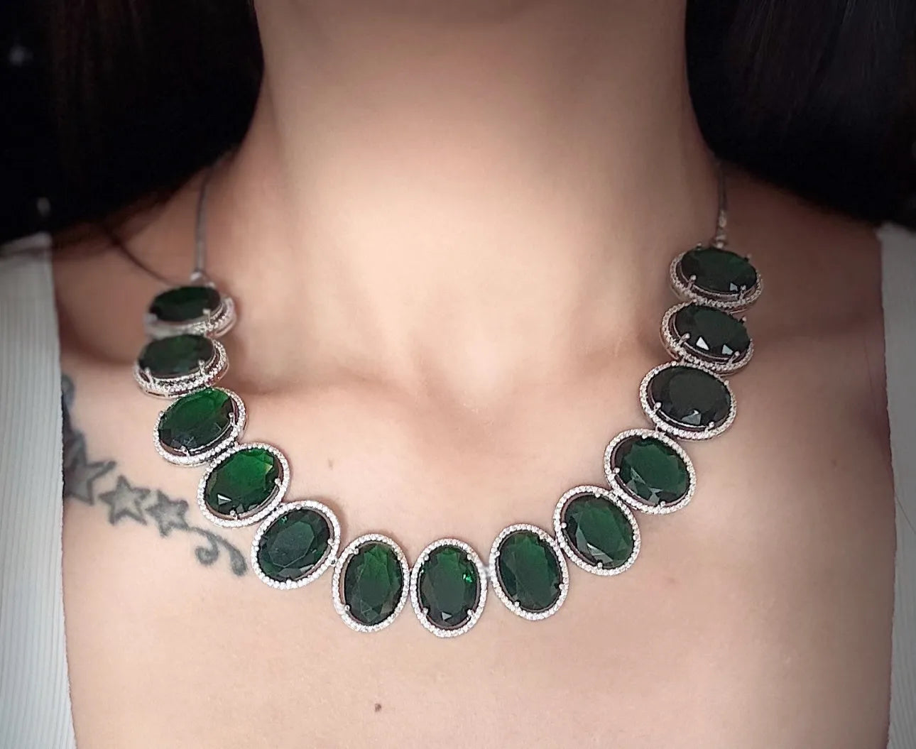 Emerald Aura Luxe Necklace Set
