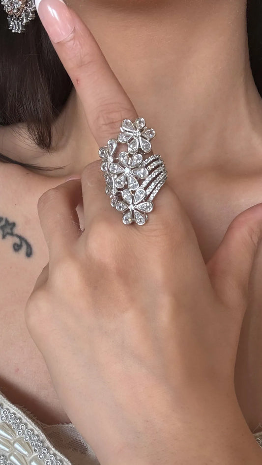 Falak Cluster Diamond Ring