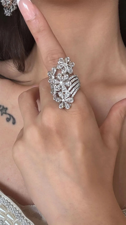 Falak Cluster Diamond Ring