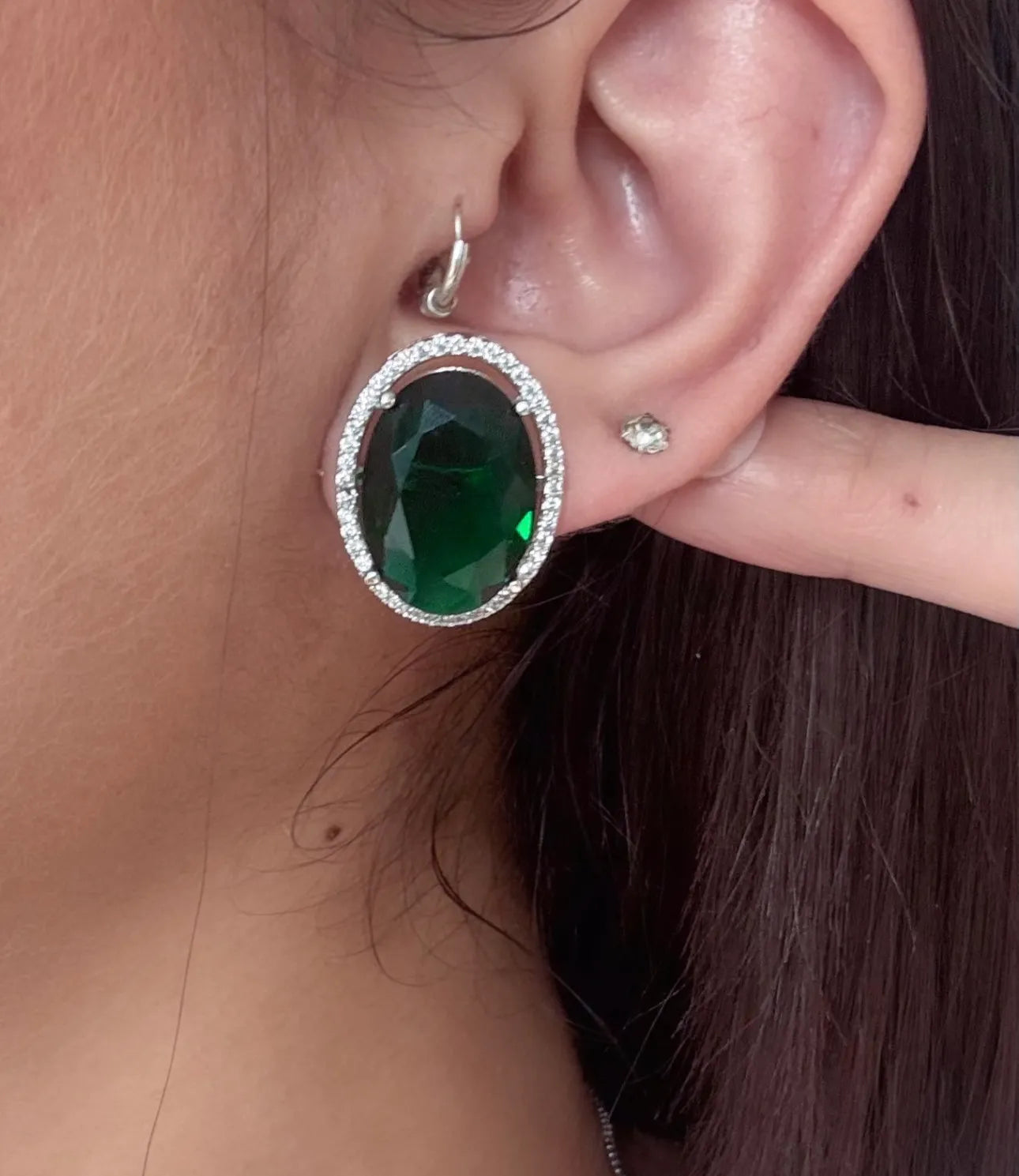 Emerald Aura Luxe Necklace Set