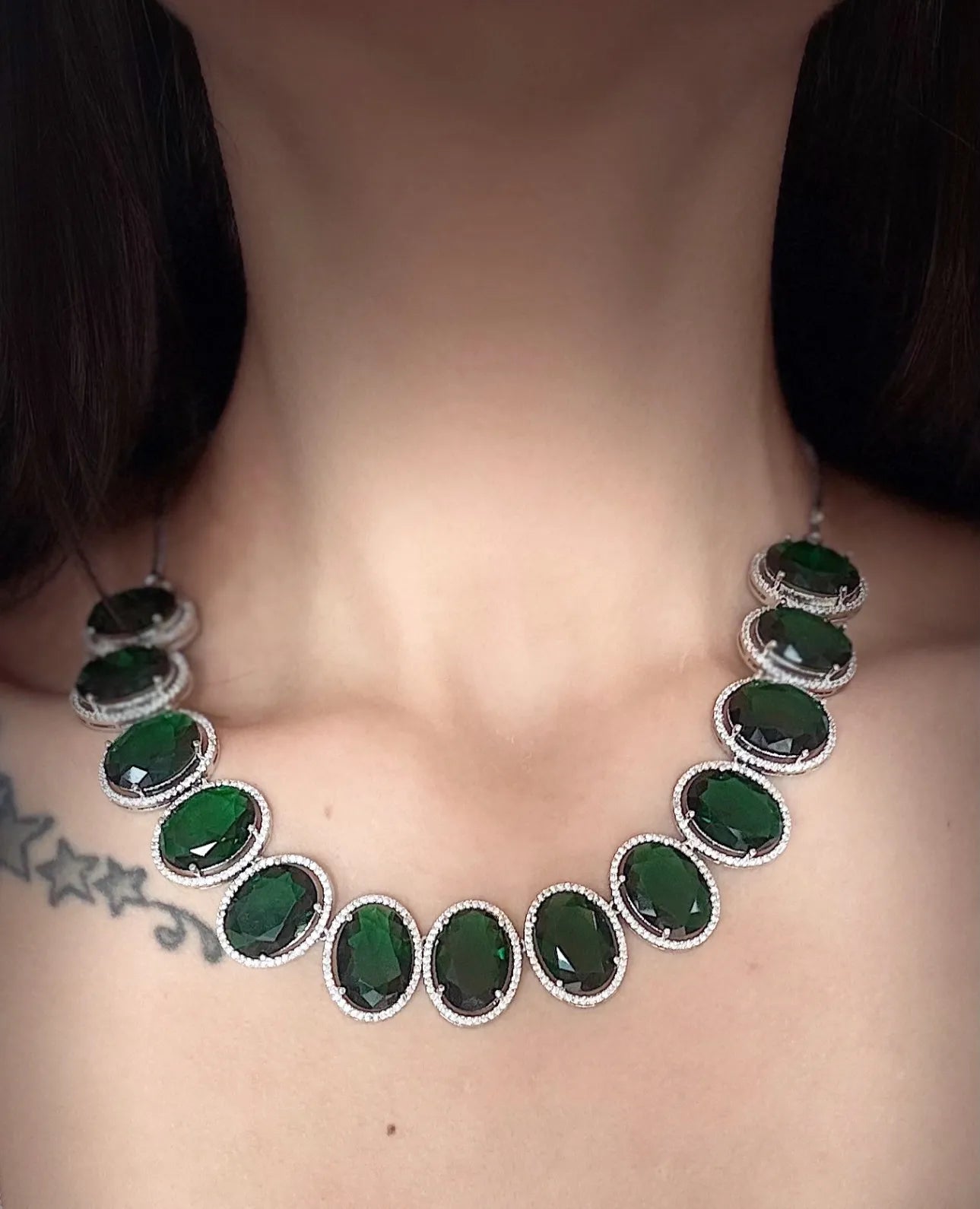 Emerald Aura Luxe Necklace Set