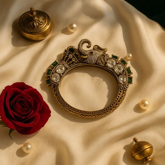 Emerald Elephant Kundan Bangle
