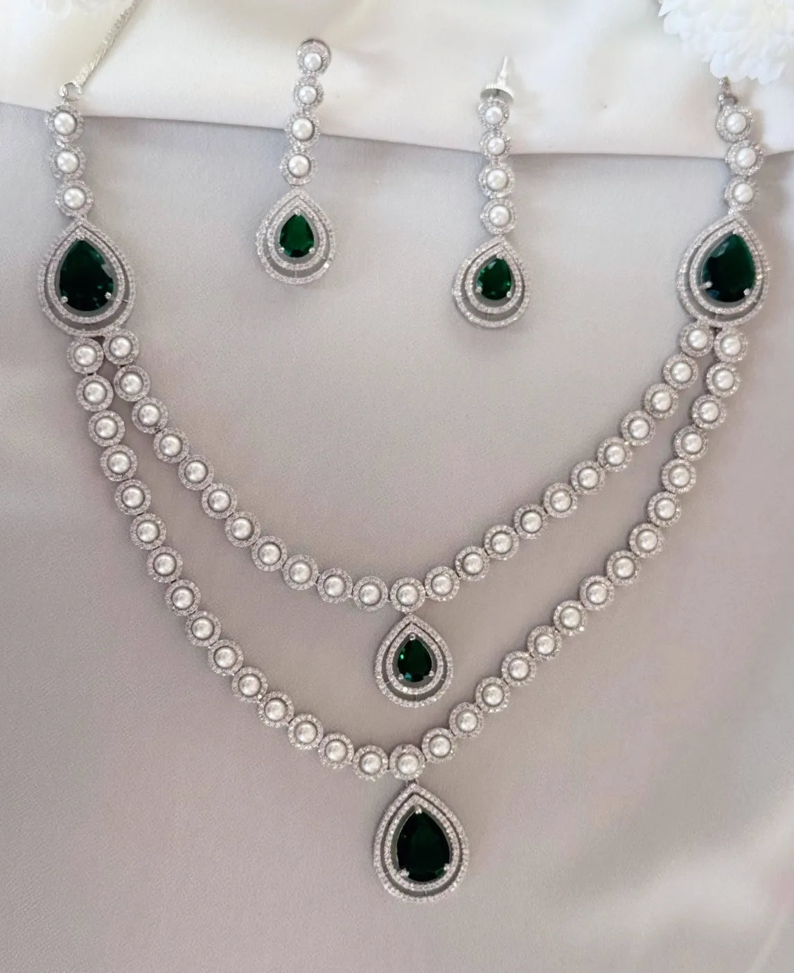 Pearl Empress Emerald Set