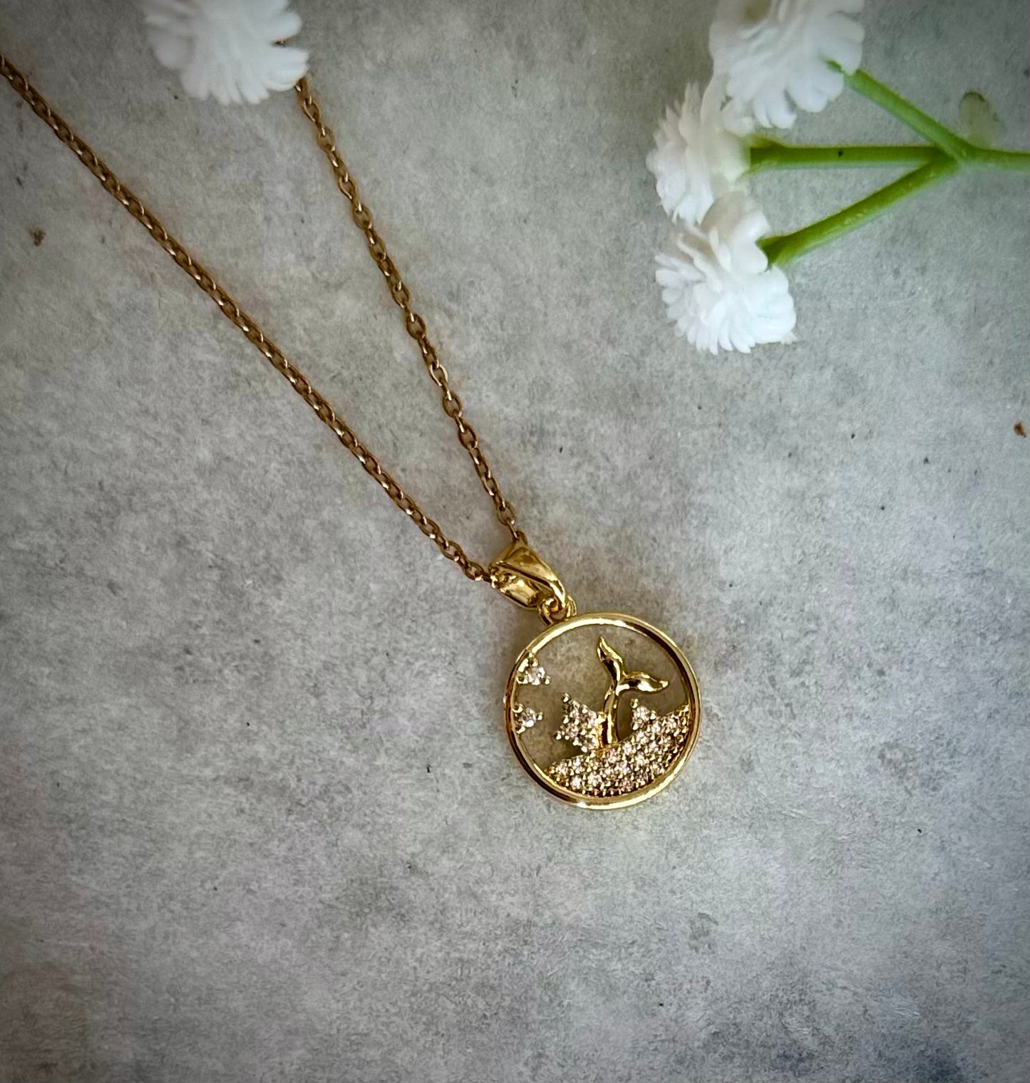 Gold Fish Pendant Necklace