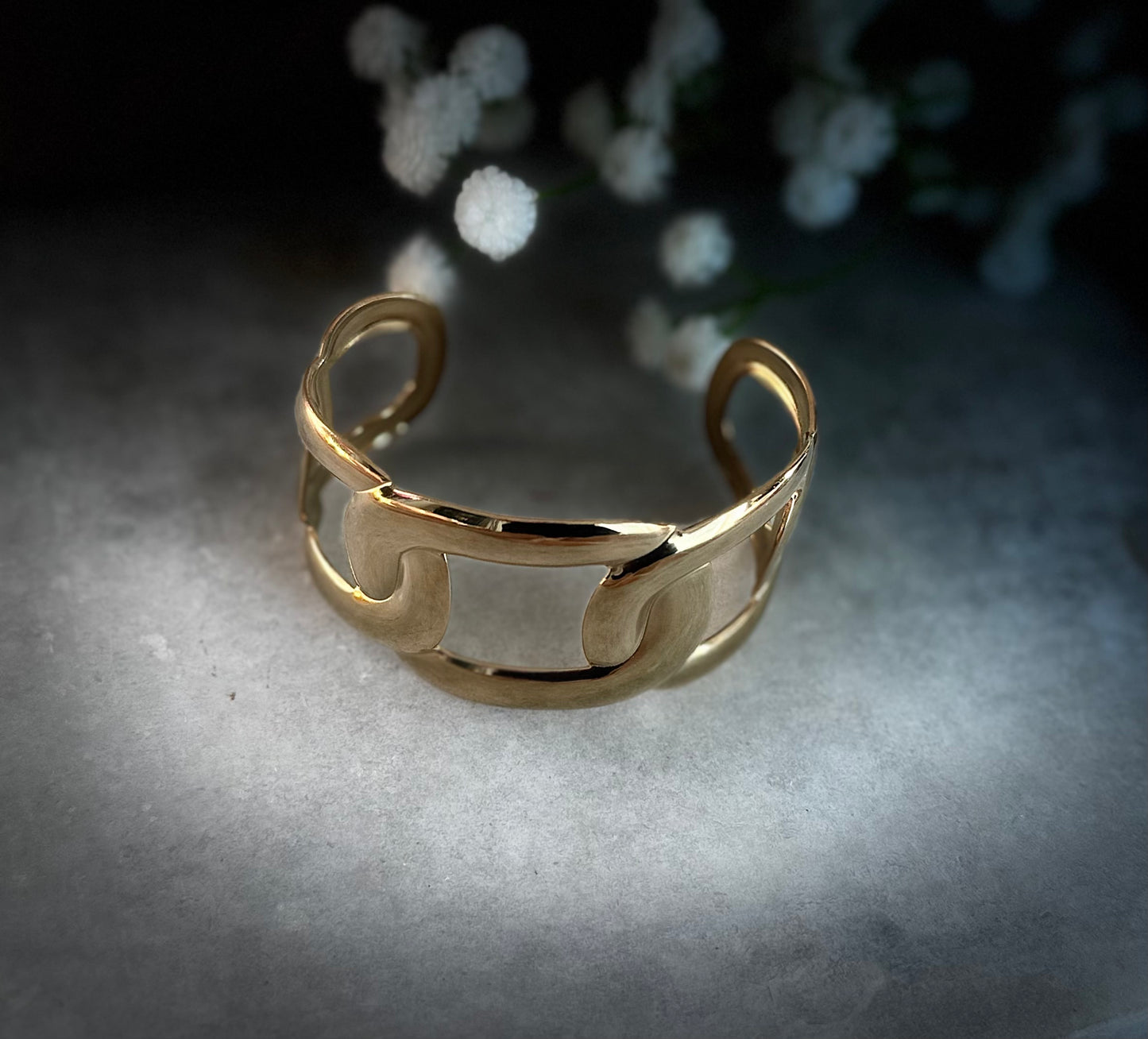 Gold Open Link Cuff Bracelet – Modern Cutout Design