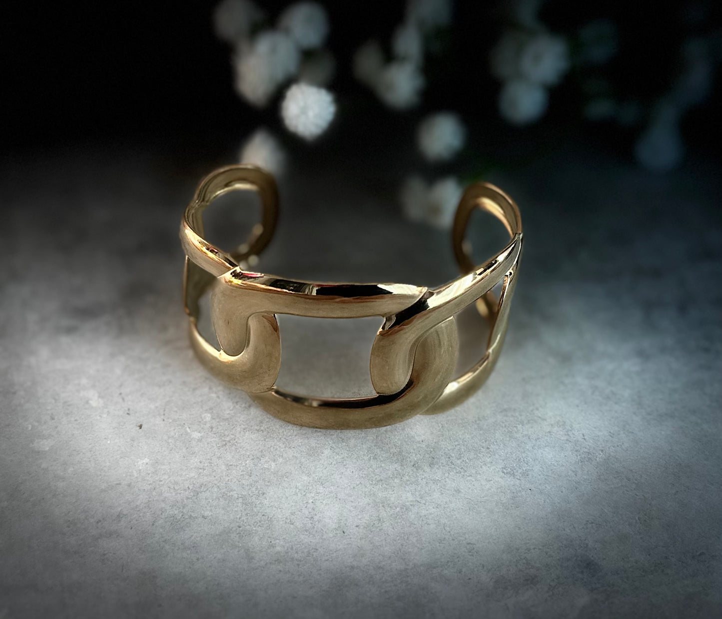 Gold Open Link Cuff Bracelet – Modern Cutout Design