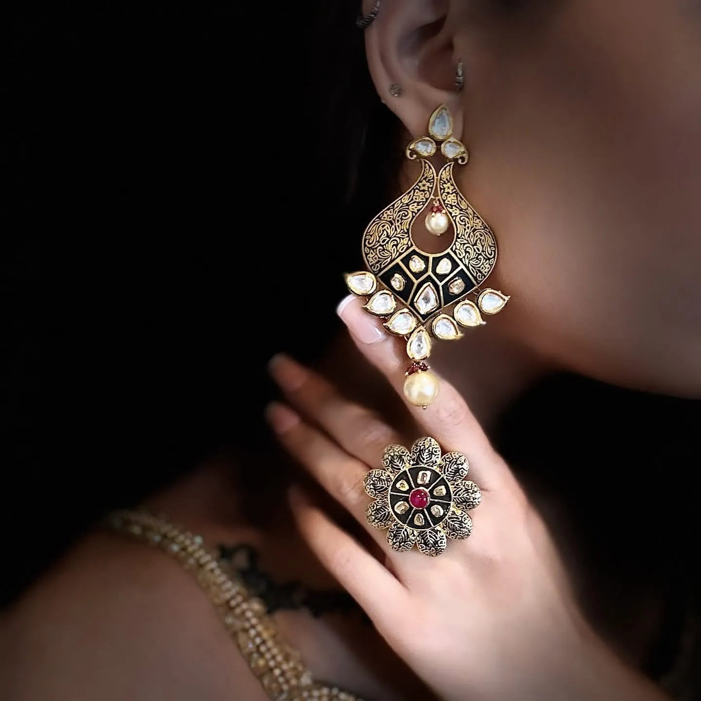 Noor-E-Meena Earrings