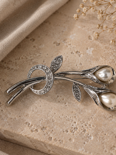 Silver Calla Pearl Brooch
