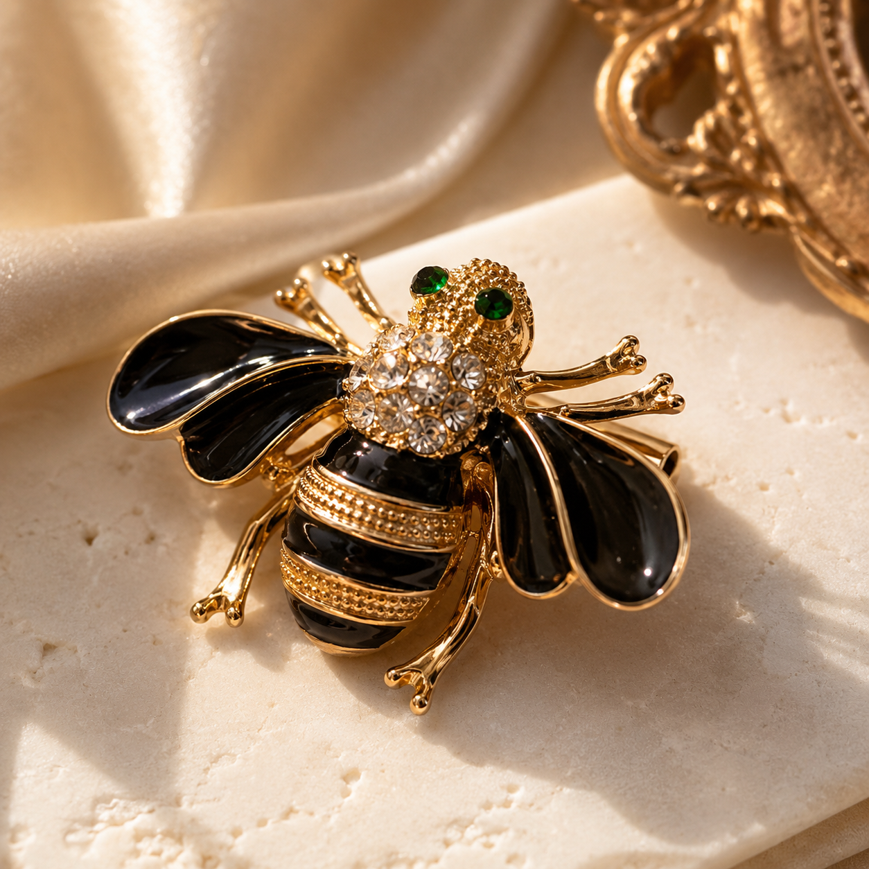 Noir Royale Bee Brooch