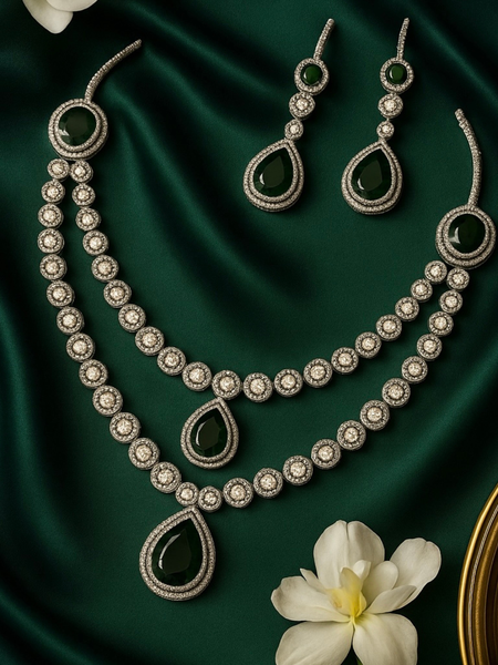 Pearl Empress Emerald Set