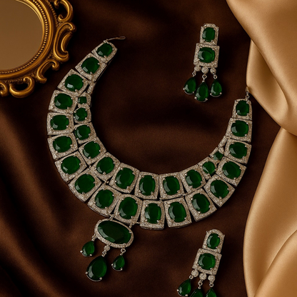 Emerald Dynasty Choker Set