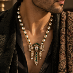 Mayur Emerald Pearl Men’s Necklace