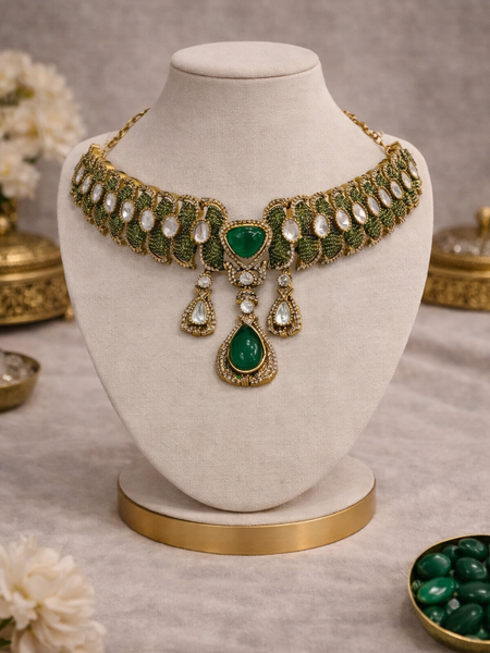 Emerald Noor Heritage Choker Set