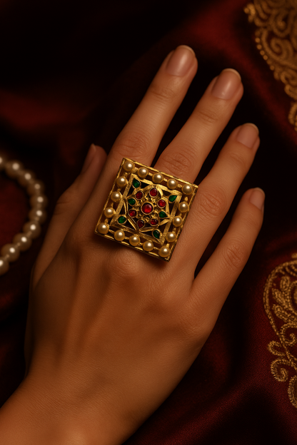 Rajni Kundan Pearl Ring