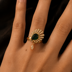 Zariya Emerald Fan Statement Ring