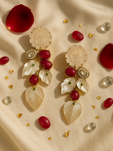 Enchanted Garden Mother of Pearl Necklace Set