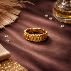 Golden Link Band Ring