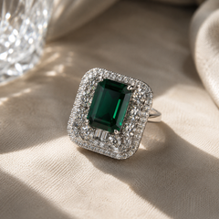 Zamrud Emerald Statement Ring