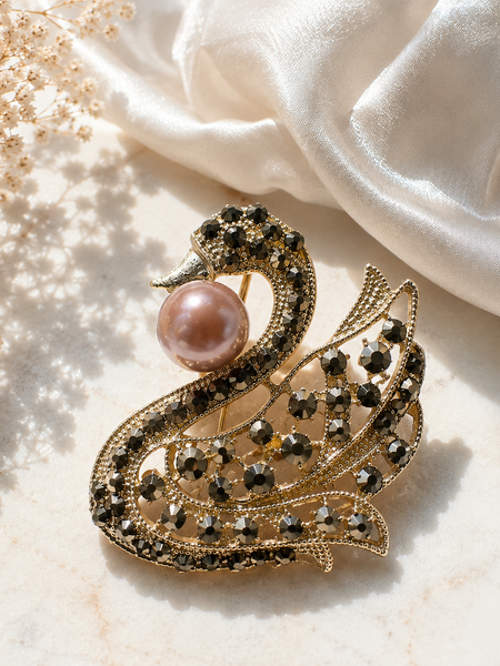 Noir Swan Pearl Brooch