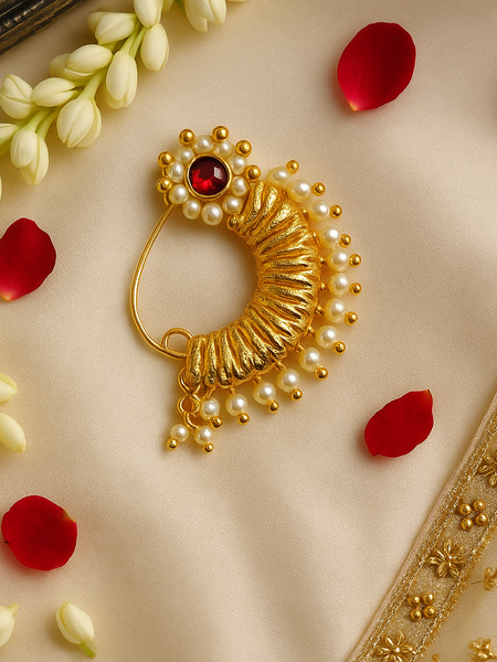 Traditional Maharashtrian Pearl & Kundan Nath
