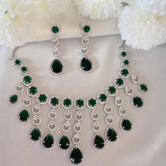 Emerald Empress Diamond Necklace Set