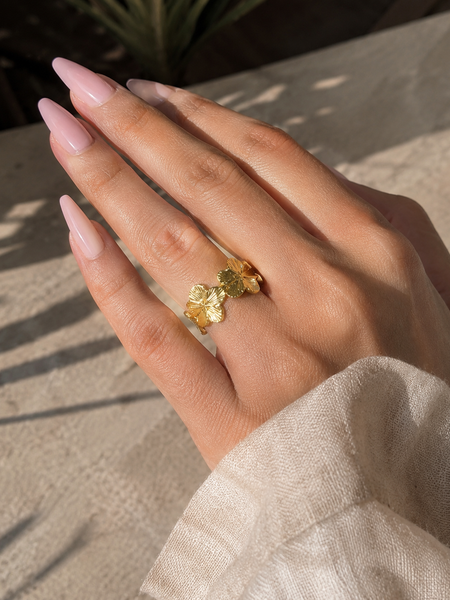 Fleur Bloom Band Ring