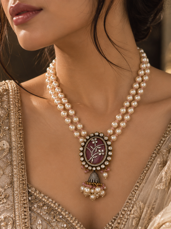 Gulnaar Pearl Jewellery Set