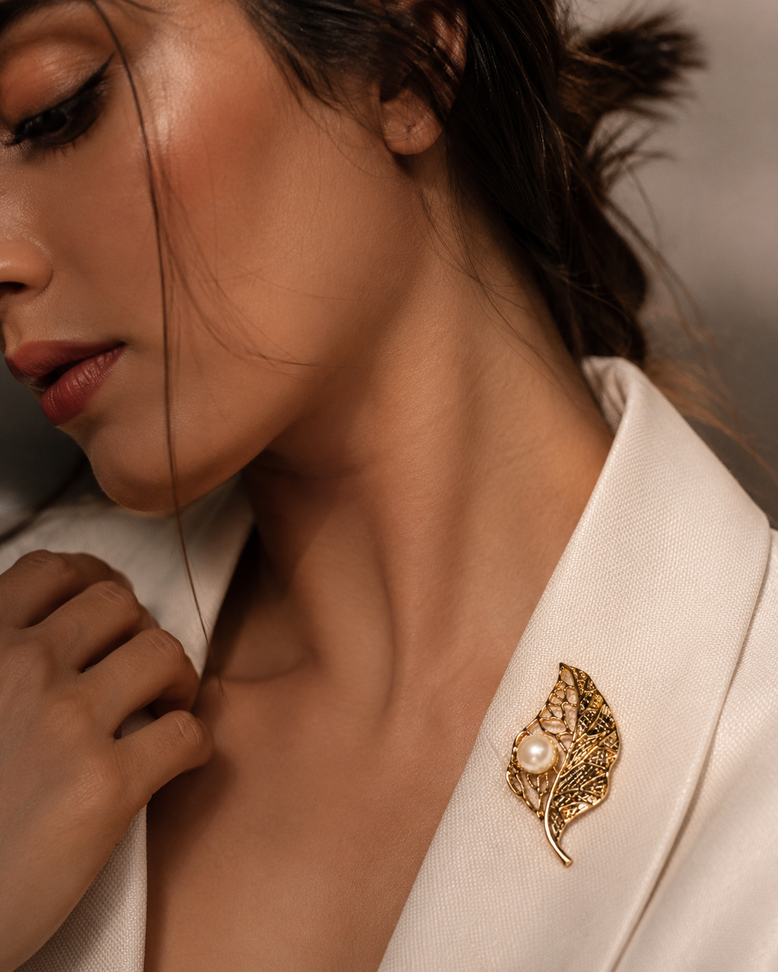 Aurielle Leaf Pearl Brooch