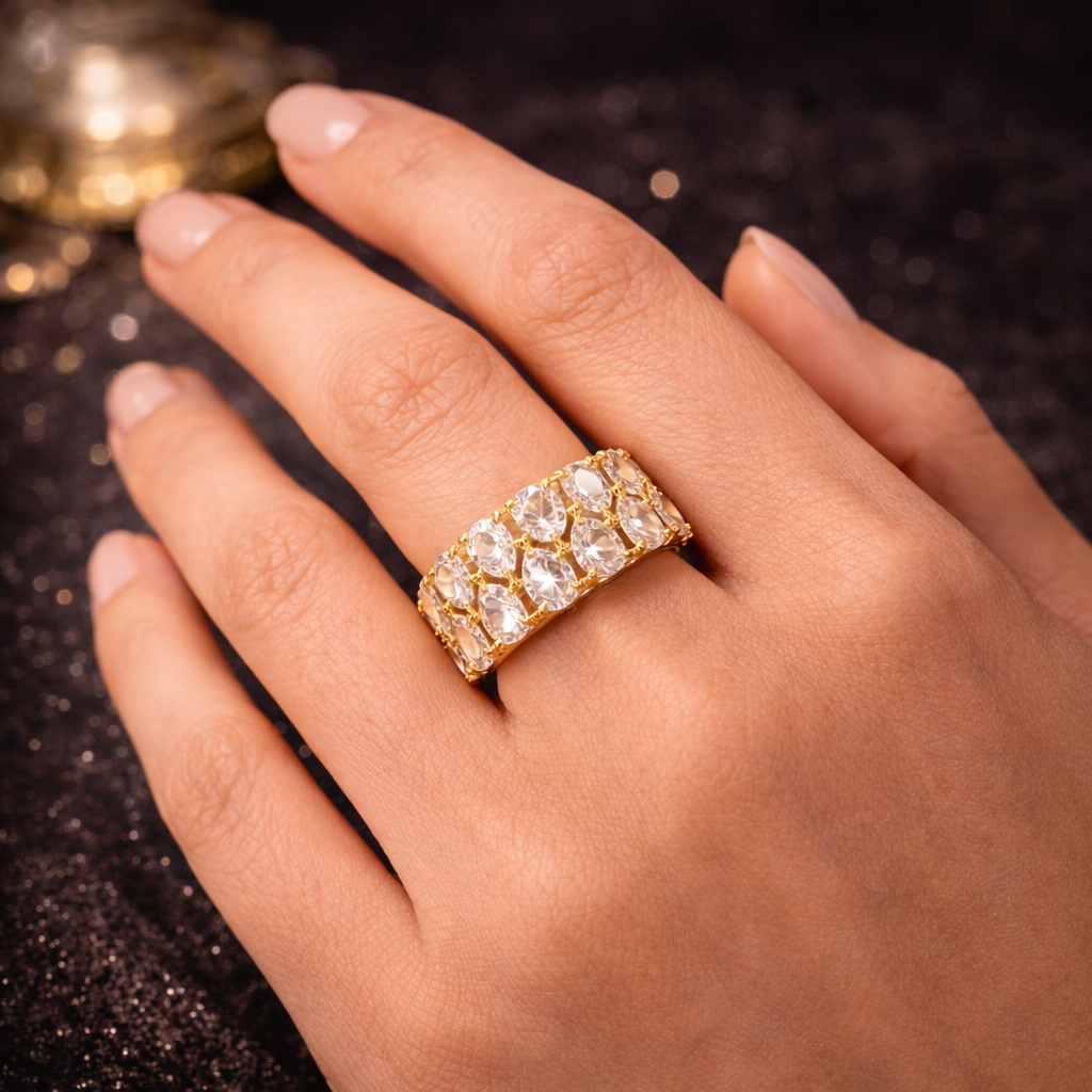 Lumière Crystal Band Ring