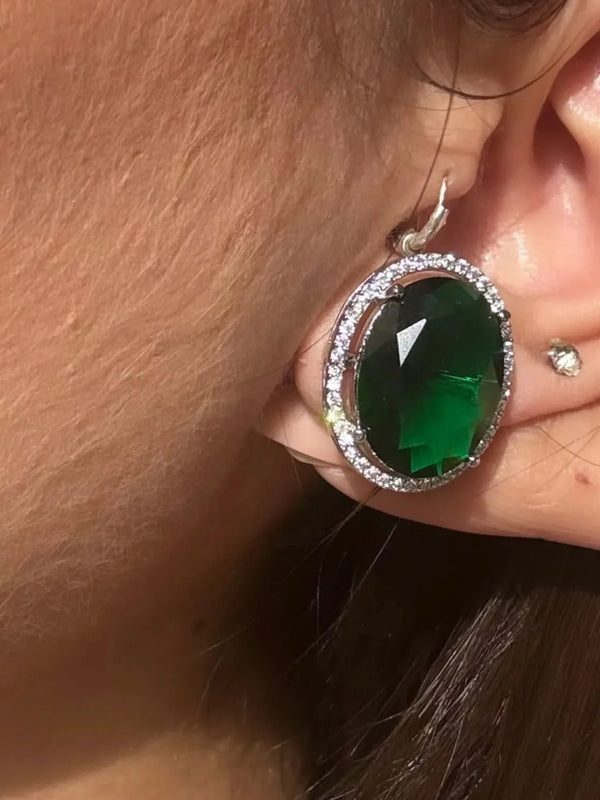 Emerald Aura Luxe Necklace Set
