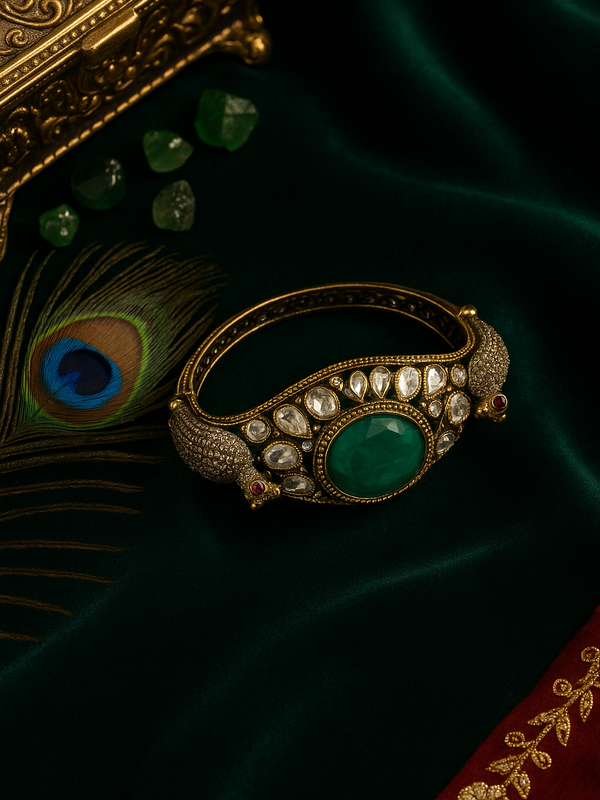 Emerald and Kundan Bangle