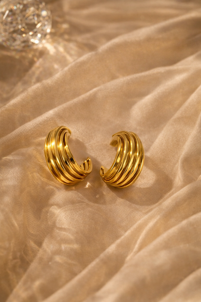 Aurelia Ribbed Gold Hoop Earrings