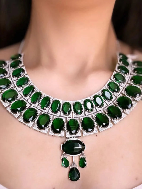 Emerald Dynasty Choker Set