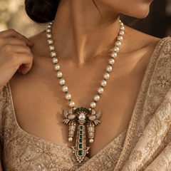 Bulbul Emerald Pearl Necklace & Earrings Set