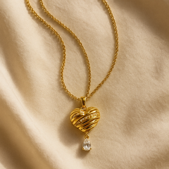 Eternal Heart Pendant Necklace