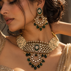 Zehra Emerald Kundan Choker & Chandbali Earrings Set