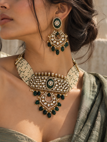 Zehra Emerald Kundan Choker & Chandbali Earrings Set