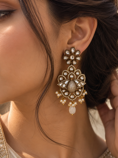 Mayur Mahal Kundan Necklace & Earrings Set
